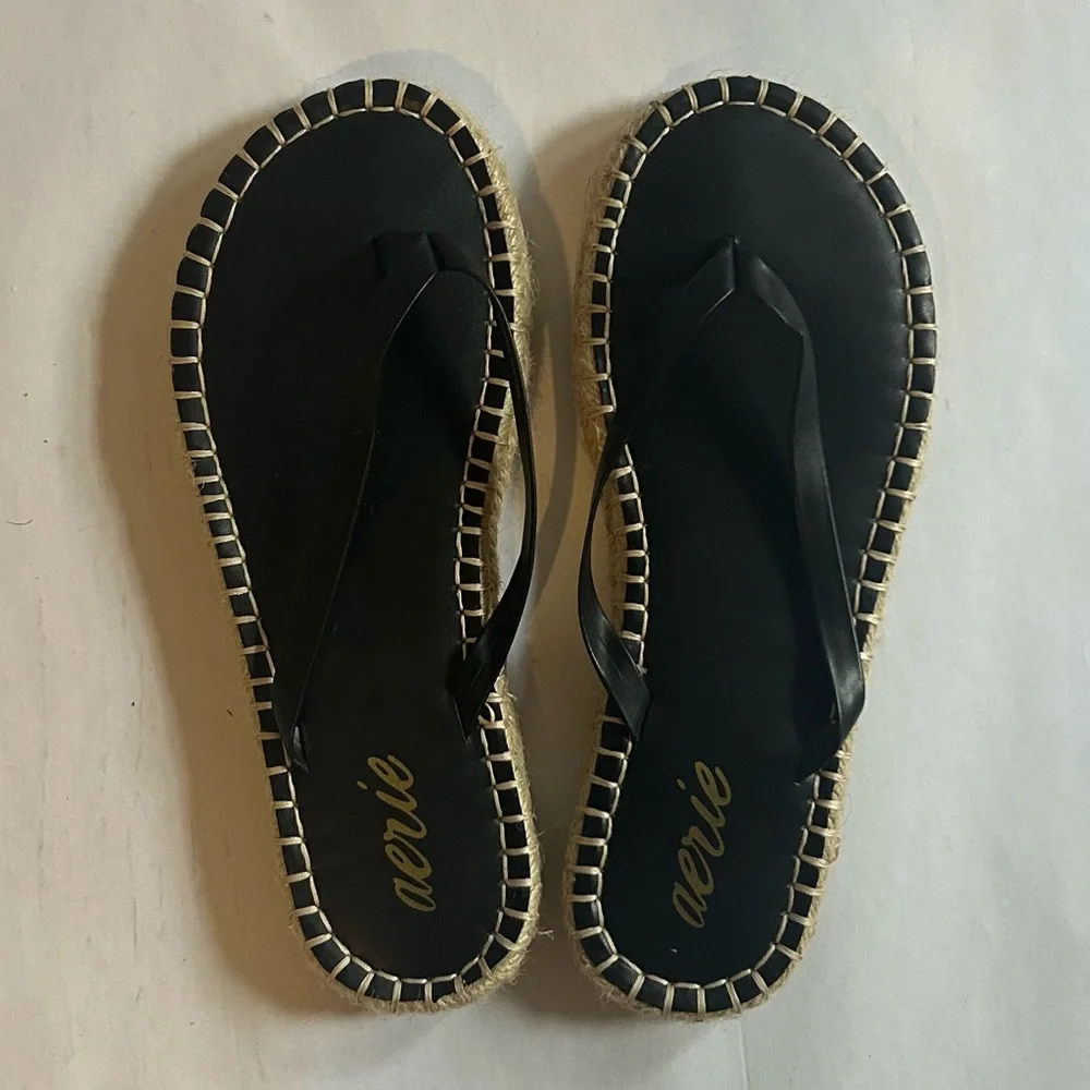 Aerie American Eagle Black Espadrille Flip Flops Thong Sandals Vacation Sz 9 EUC